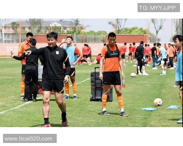 武汉乒乓球队灵活性引发热议球员表现与战术调整成焦点讨论