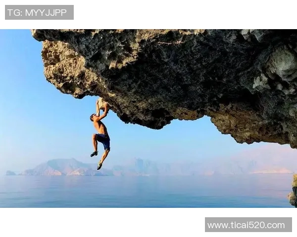 深圳攀岩队的精神探索与挑战之旅：攀岩巨献的背后故事