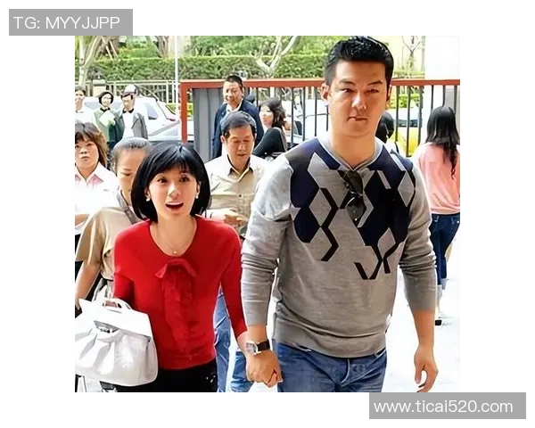 对话刘丽：回顾她在英雄联盟中的辉煌历程与成长故事